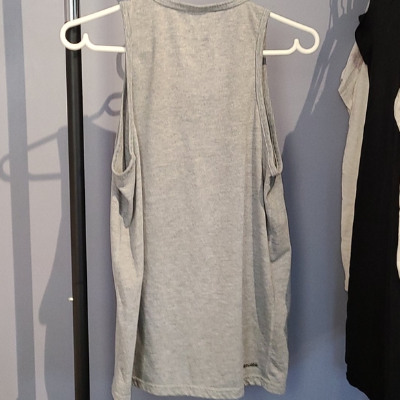 Tank - Picture 3 of 3